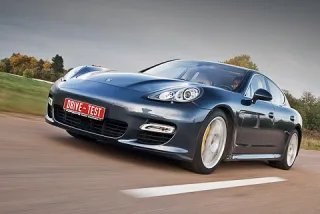 Ангели і демони. Розбираємось, до якої армії належить хетчбек Porsche Panamera