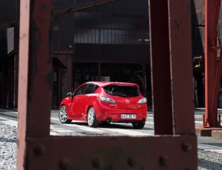 Бытовой дарвинизм. Выясняем, как изменился «горячий» хэтчбек Mazda3 MPS