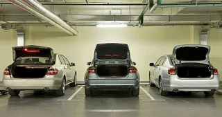 Однополярний світ. Зіштовхуємо лобами Mercedes E-класу, Audi A6 та Lexus GS