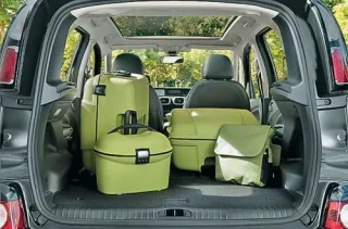 Citroen C3 Picasso. Вночі йшли на справу