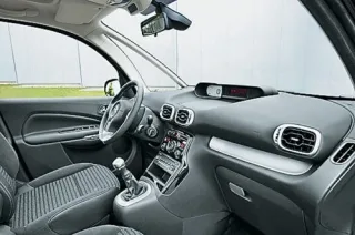 Citroen C3 Picasso. Вночі йшли на справу