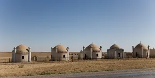 Сухая река. Через казахскую пустыню на внедорожнике Kia Mohave