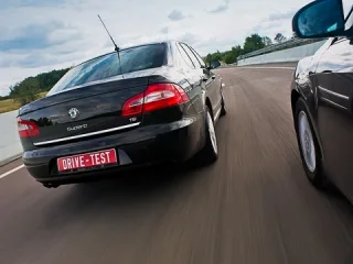 Євразія. Чия культура нам ближча у зв'язці Skoda Superb і Toyota Camry?