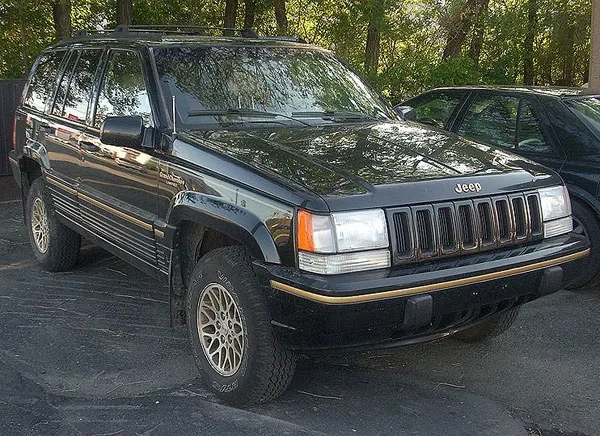 Jeep Grand Cherokee: американ бой или вождь краснокожих