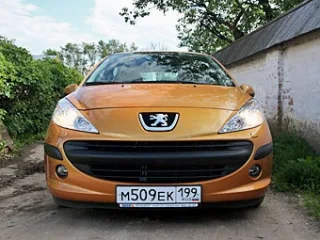 Peugeot 207 с "роботом" 2-Tronic.