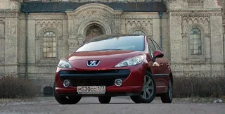 Peugeot 207.