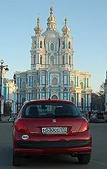Peugeot 207.