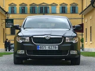 Skoda Superb.