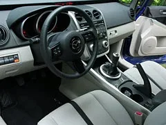 Mazda CX-7.