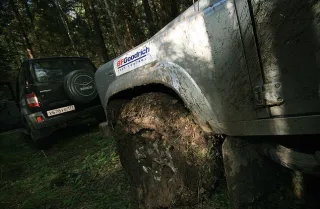 УАЗ Патріот, Land Rover Defender, Ford Ranger.