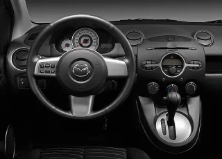 Mazda2.