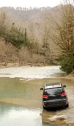 Citroen C-Crosser.