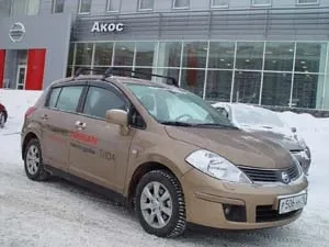 Nissan Tiida