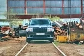 Спорткар-переросток