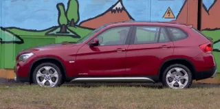 Младший из кроссоверов BMW – X1