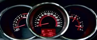 У нового KIA Sorento немає ні рами, ні знижувальної передачі