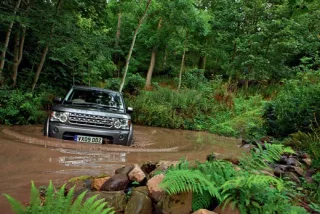 Land Rover Discovery 4