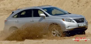 Lexus RX 350 не просто хороший – він вкрадливий, він медоточивий