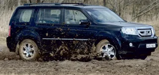 Три кроссовера – Honda Pilot, Mazda CХ-9, Hyundai ix55