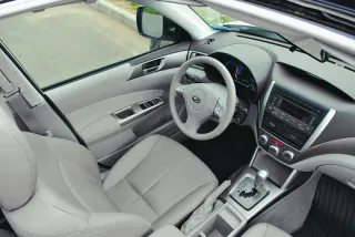 Nissan X-Trail 2.5 проти іменитого Subaru Forester 2.5