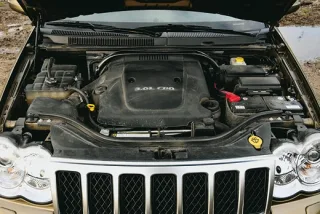Jeep Grand Cherokee Overland: внешность обманчива