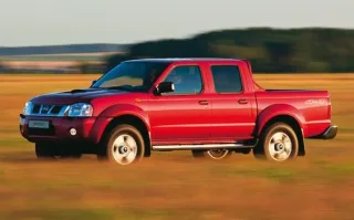 Самый дешевый японский пикап Nissan NP 300