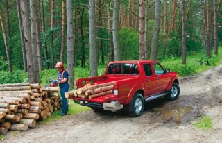 Самый дешевый японский пикап Nissan NP 300
