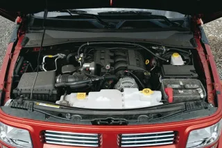 До Росії прибув Dodge Nitro з 4-літровим V6