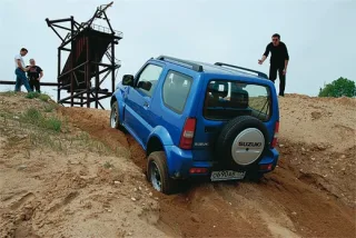 Hummer H2 проти.... Suzuki Jimny.