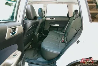 Перше знайомство з новим поколінням Subaru Forester