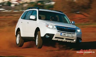 Перше знайомство з новим поколінням Subaru Forester