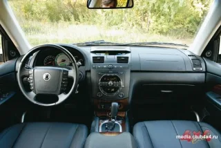 Дизельний варіант Rexton другого покоління