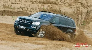 Качки Mercedes-Benz GL vs Audi Q7
