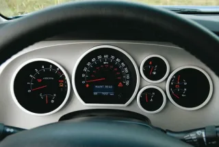 Друге покоління Toyota Tundra