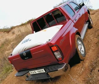 Nissan NP300