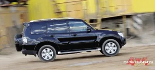 Mitsubishi Pajero четвертого покоління