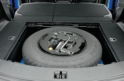 Testing the diesel SsangYong Actyon with automatic transmission