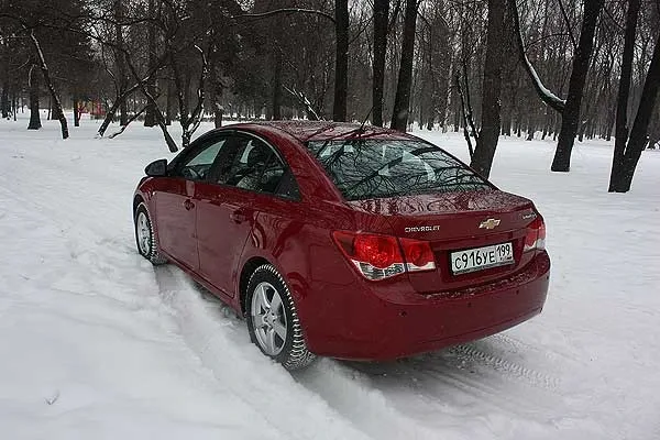 Chevrolet Cruze: крейсер гольф-класса