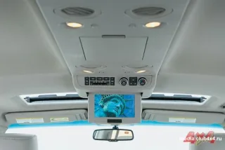 Infiniti QX56 - пересувна підпільна порностудія?