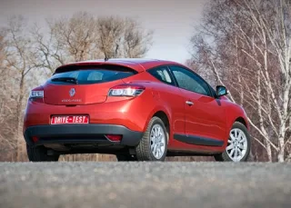 Ваніль. Чим приправлена суміш спорту з туризмом у Renault Megane Coupe