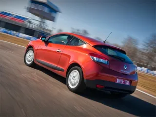 Ваніль. Чим приправлена суміш спорту з туризмом у Renault Megane Coupe