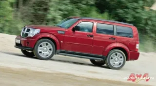 «Смотрите, Dodge Nitro!!!»