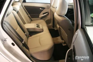 Test drive Toyota Prius: And a whole tank is a lot