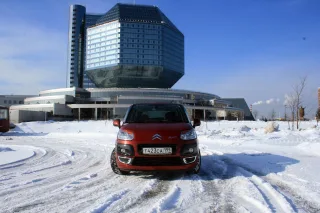 Citroen C3 Picasso: Екскурсійний автобус