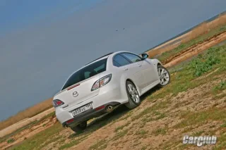 Тест-драйв Mazda6 new: мейк-ап і «автомат»