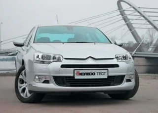 Citroen C5 HDI 2.0. Від $ 36 484 (291 870 грн)