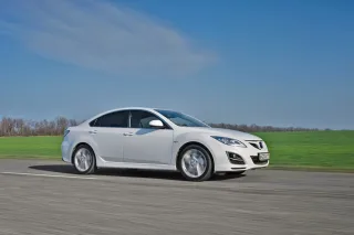 Тест-драйв Mazda6 new: мейк-ап і «автомат»