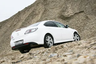 Тест-драйв Mazda6 new: мейк-ап і «автомат»