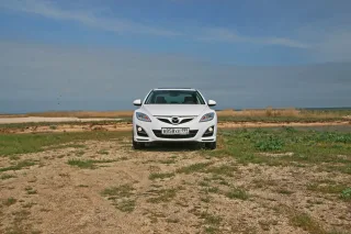 Тест-драйв Mazda6 new: мейк-ап і «автомат»