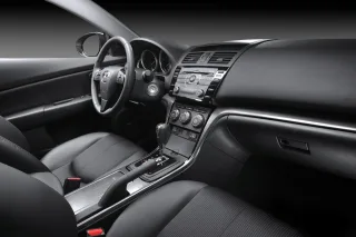 Тест-драйв Mazda6 new: мейк-ап і «автомат»
